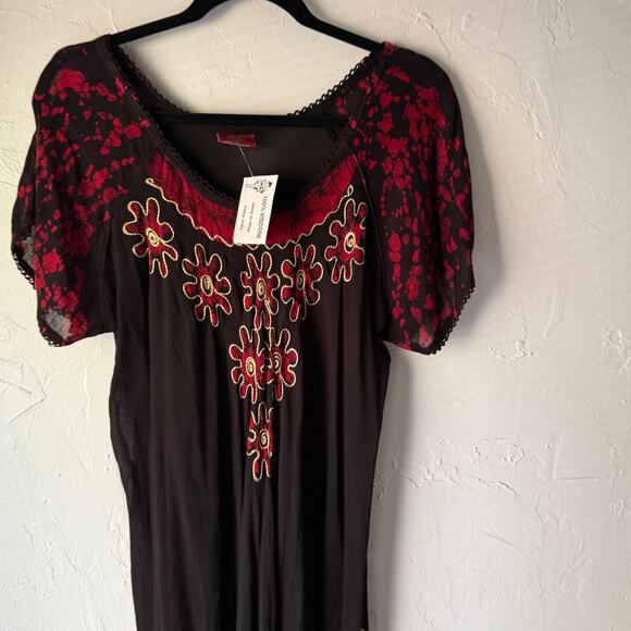 Star India Black Red Embroidered Floral Boho Handkerchief Hem Dress One size NWT - Picture 2 of 9